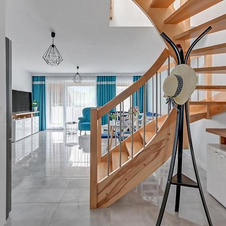 Apartamenty Piamola Jantar Park Ngoại thất bức ảnh