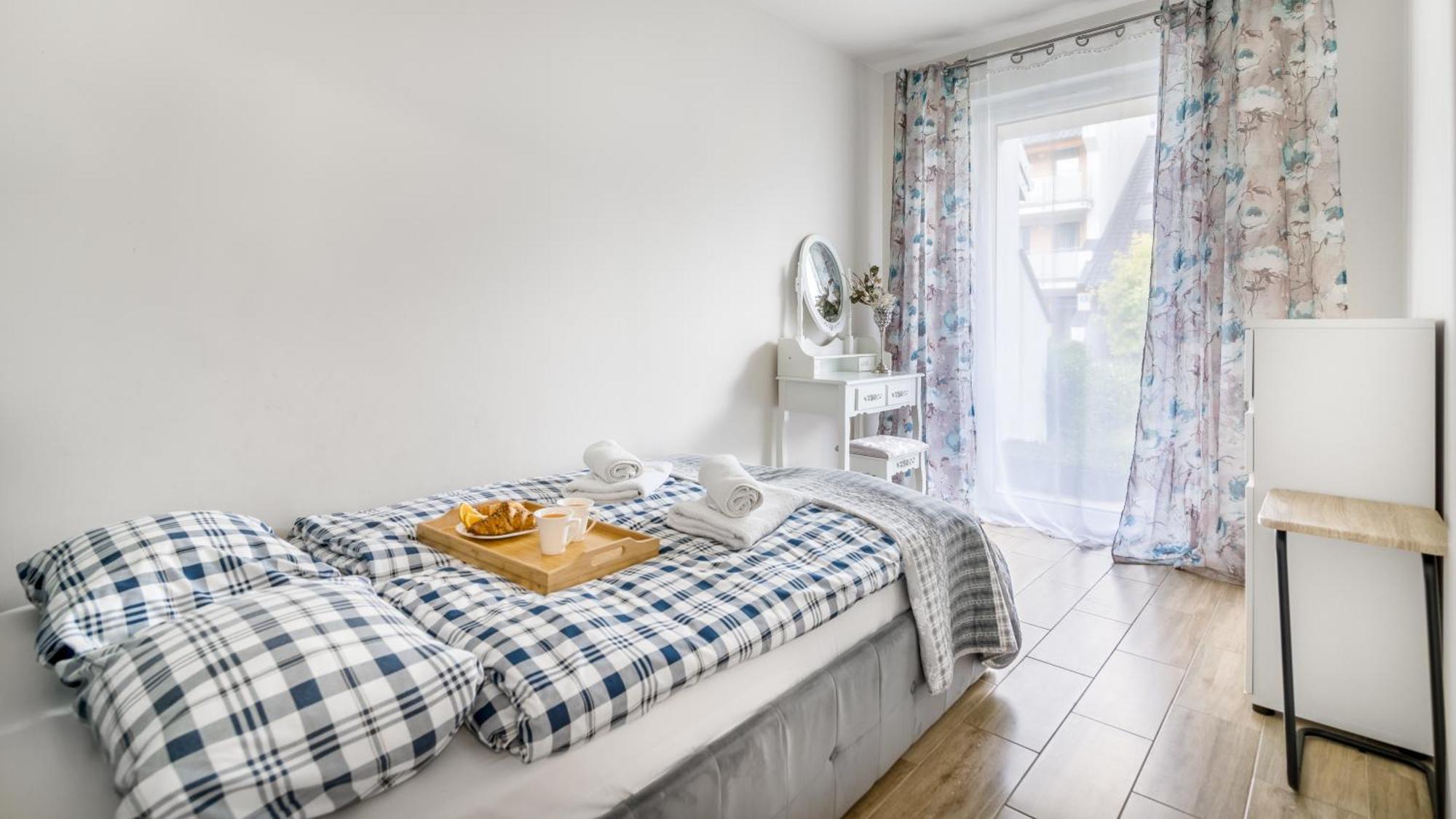 Apartamenty Piamola Jantar Park Ngoại thất bức ảnh