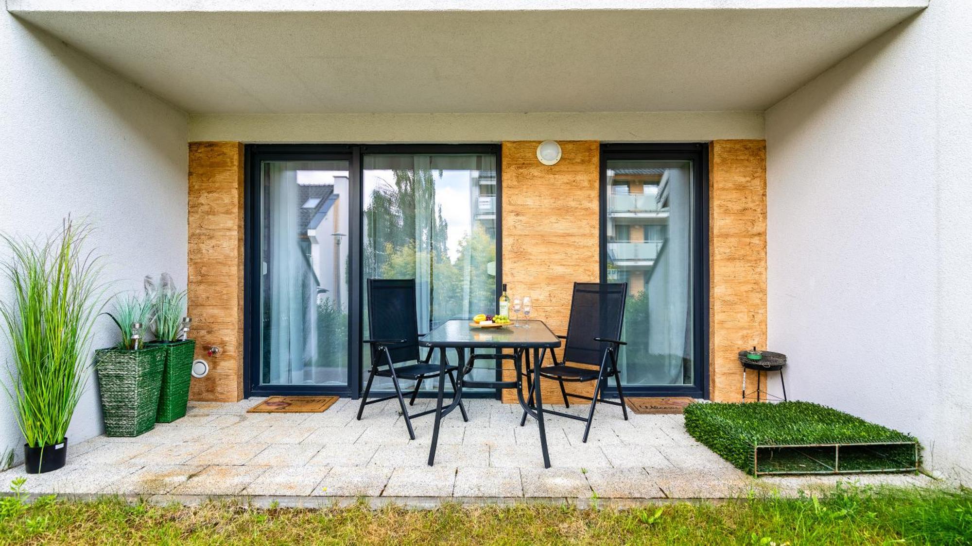 Apartamenty Piamola Jantar Park Ngoại thất bức ảnh