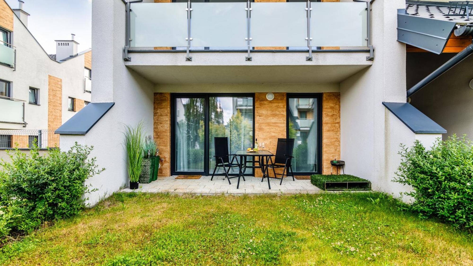Apartamenty Piamola Jantar Park Ngoại thất bức ảnh